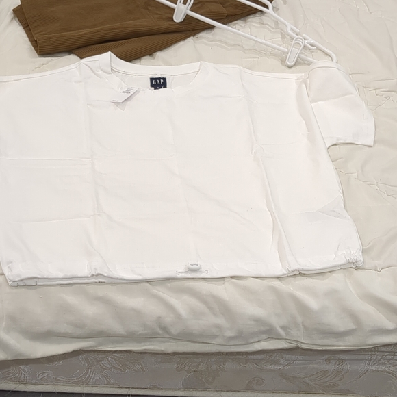 Whit tshirt - Picture 2 of 4